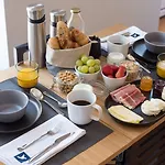 Urbano Flh Hotel