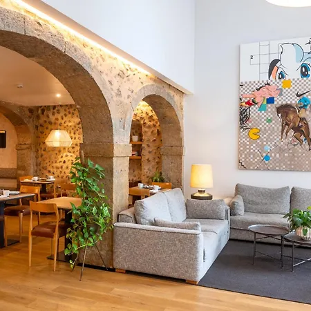 Urbano Flh Lisbon