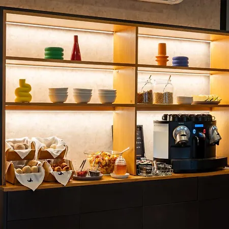 Hotel Urbano Flh