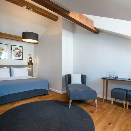 Urbano Flh Лиссабон